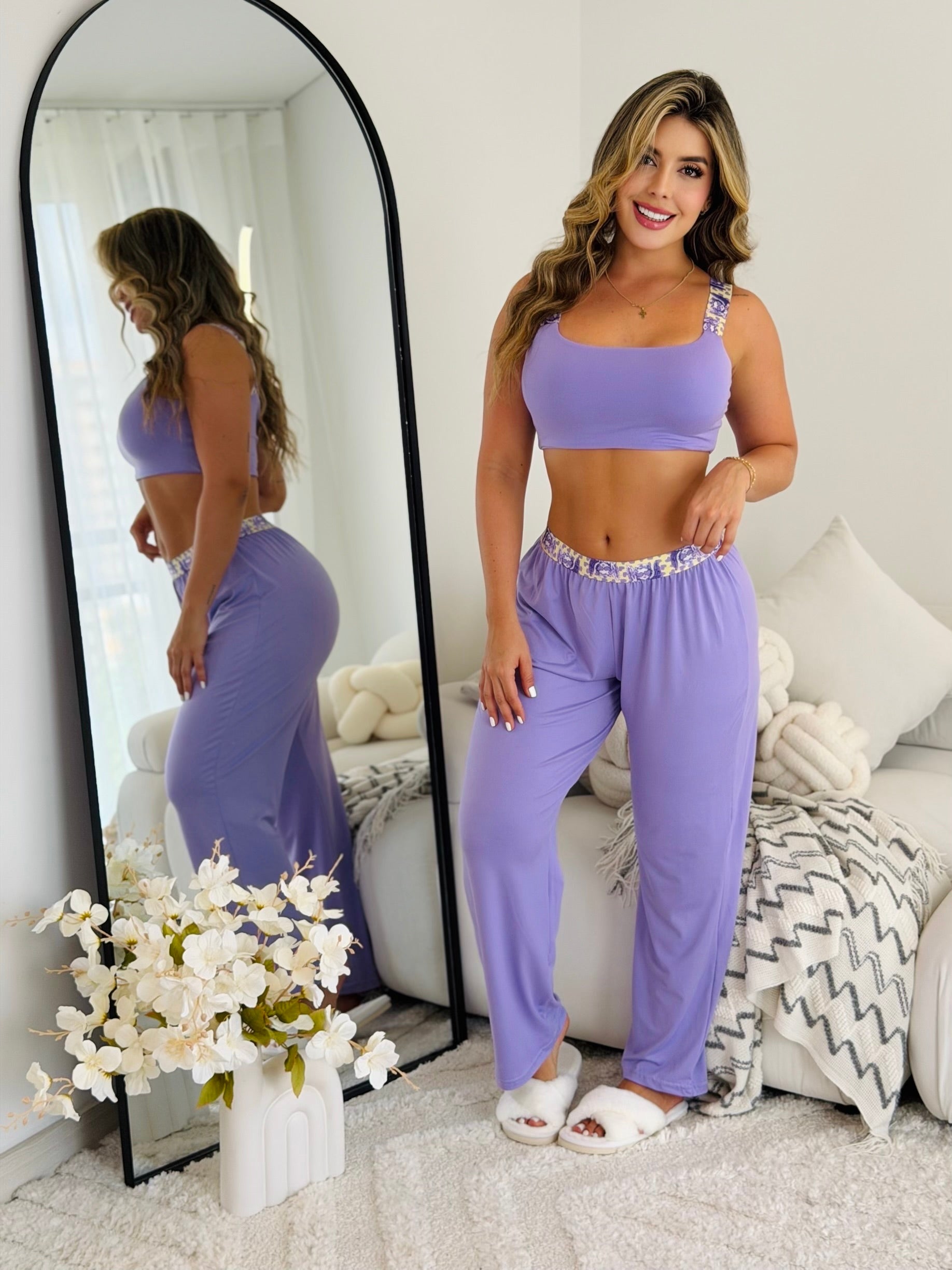 Trio Pantalon Camiseta+ top Lila